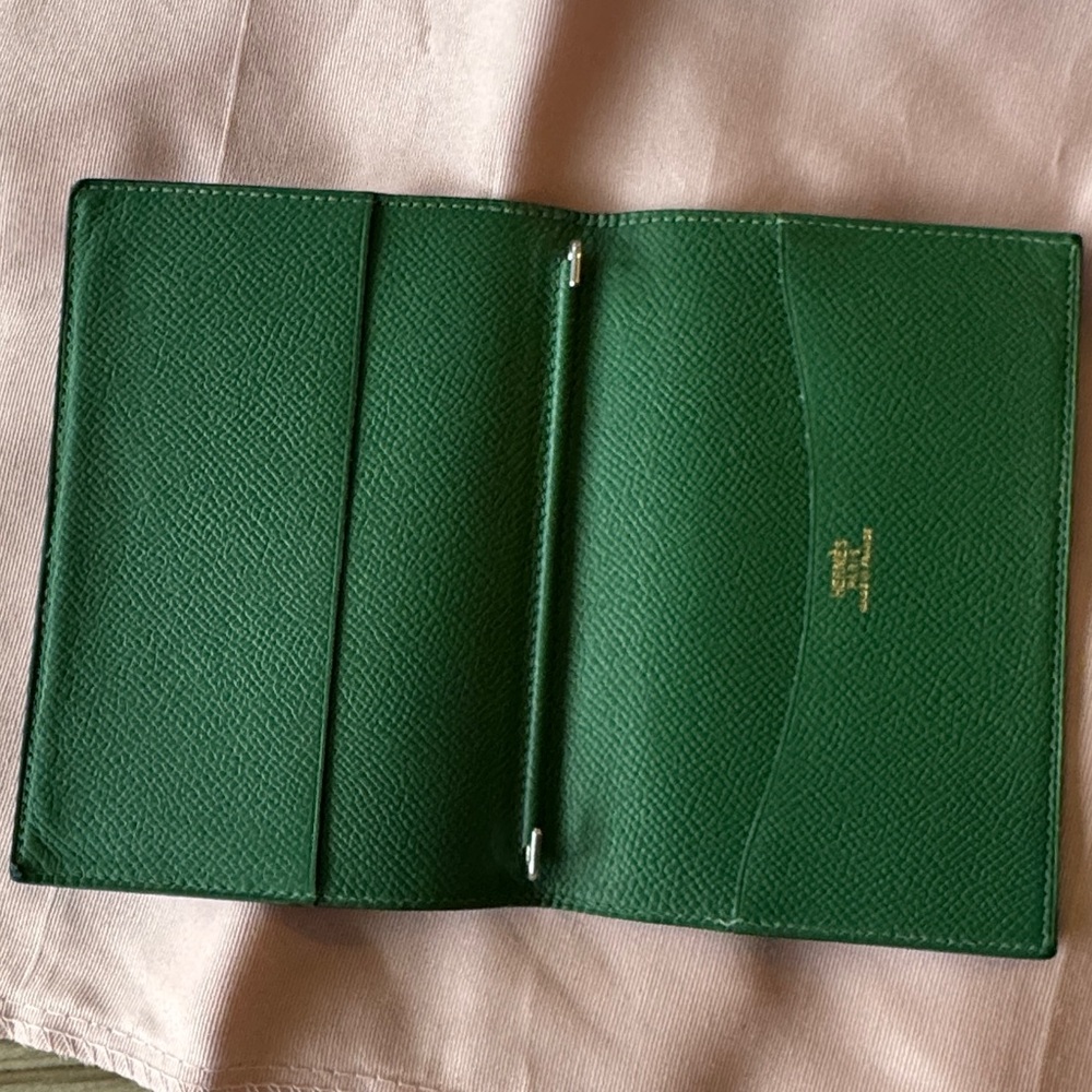 Authentic Hermes agenda - rare blue leather cover with green leather interior. - Picture 2 of 4
